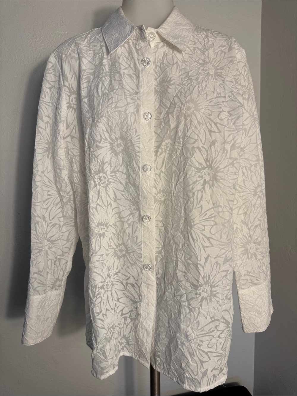 Susan Graver Style Button‑Front Top – Medium
